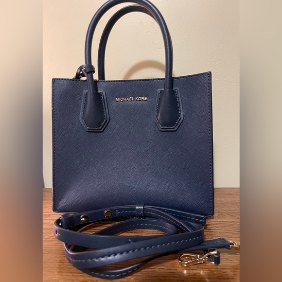 Michael Kors Mercer Medium Saffiano Leather Accordion Crossbody Bag - Picture 14 of 16